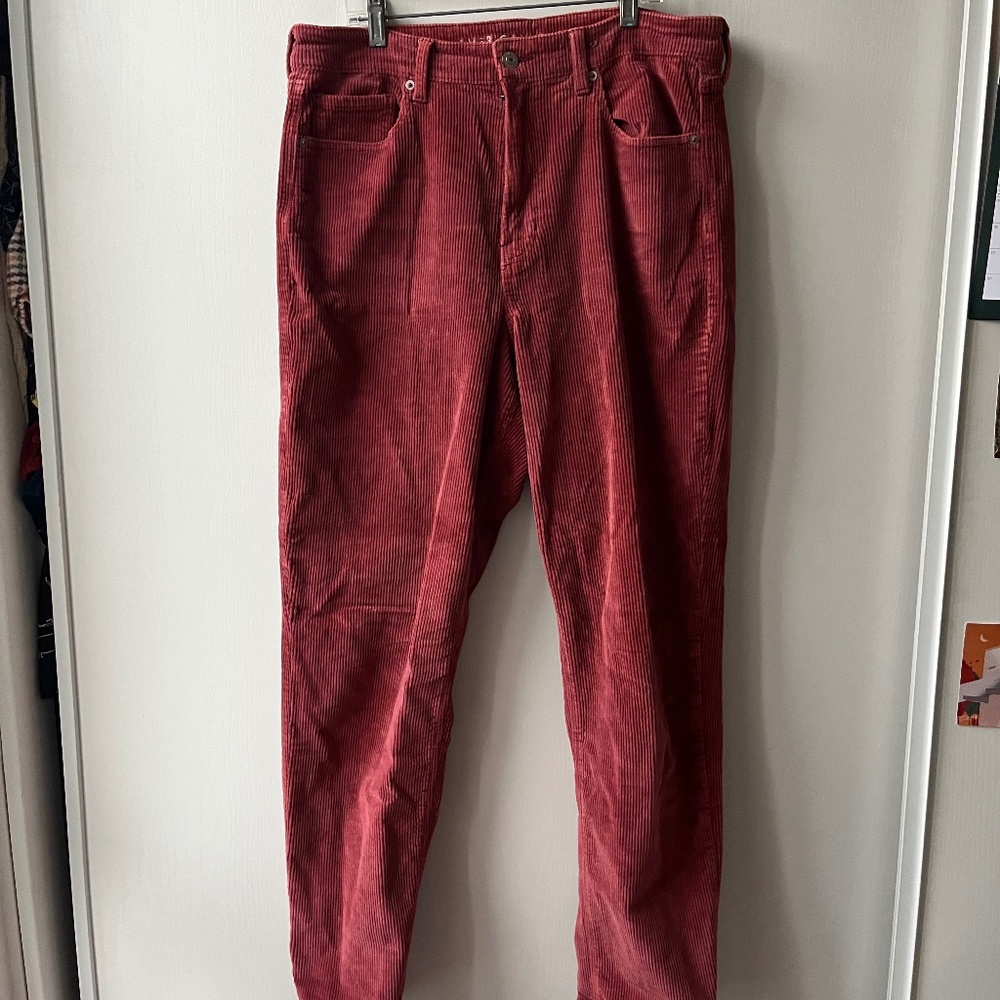 Raspberry Pink Corduroy Mom Jean Pants, American Eagle, size 10